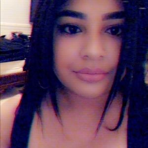 Meet your Posher, Vanesa